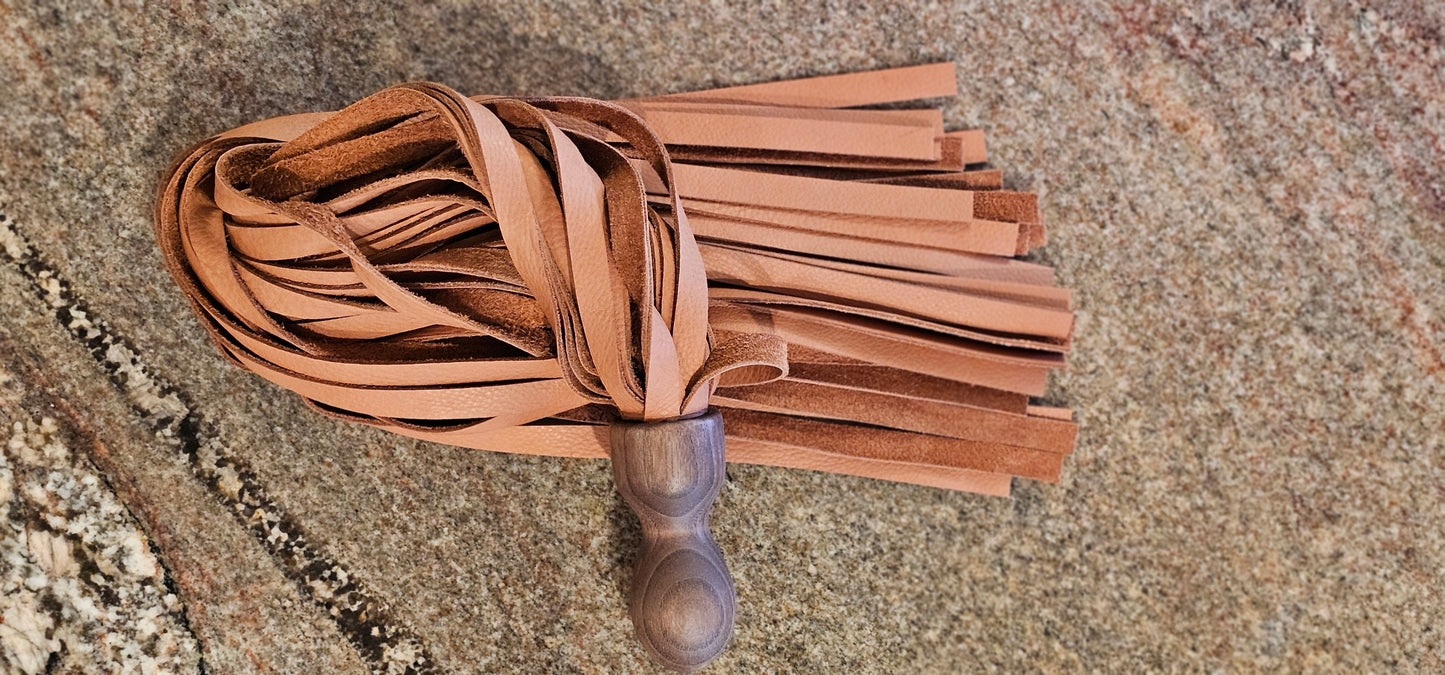 Walnut palm Flogger with Brown deer tanned Cowhide